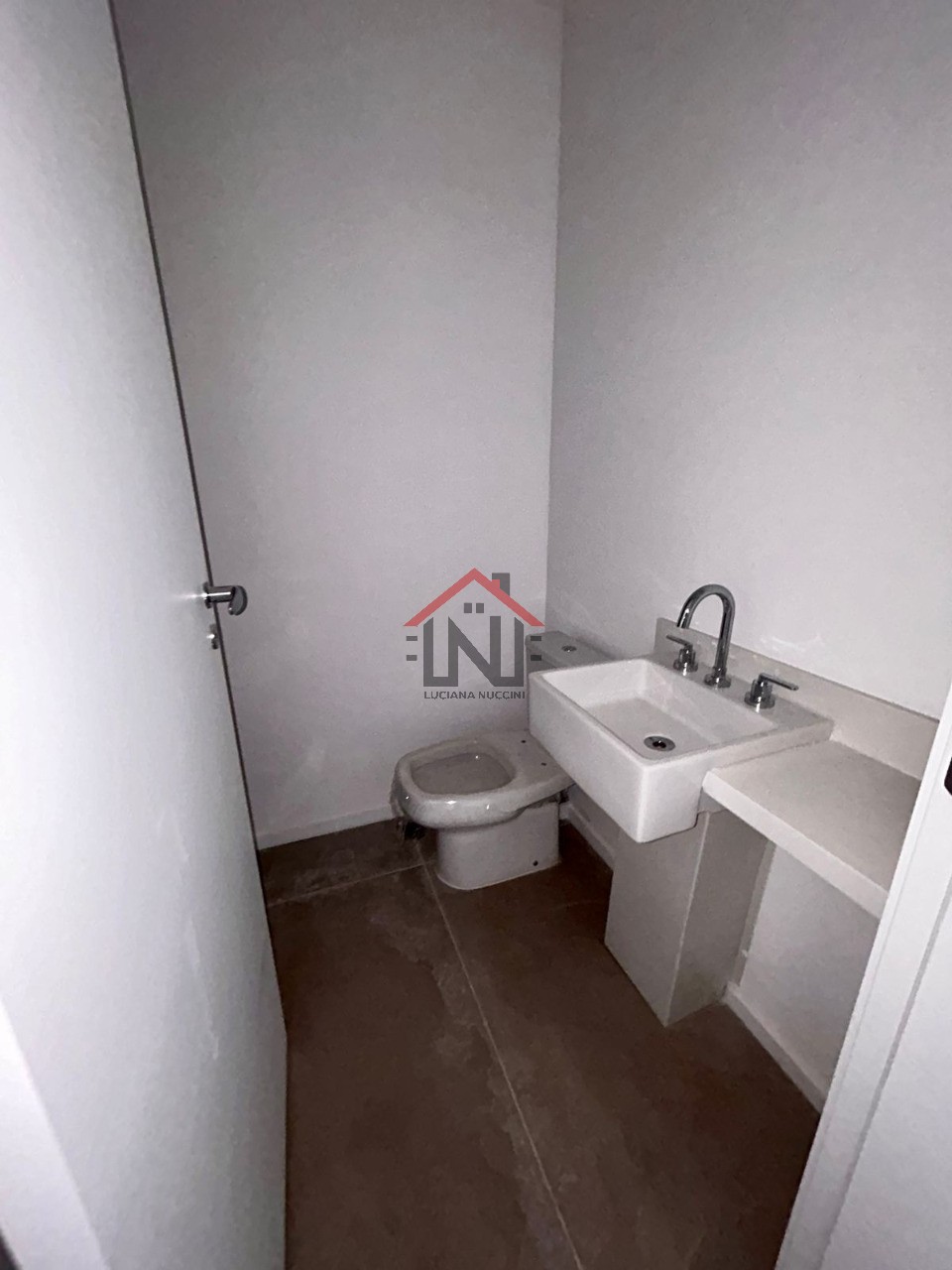 Apartamento à venda em São Paulo-SP, Jardim das Acácias: 3 quartos, 1 suíte, 2 banheiros, 105m², 2 vagas de garagem.
