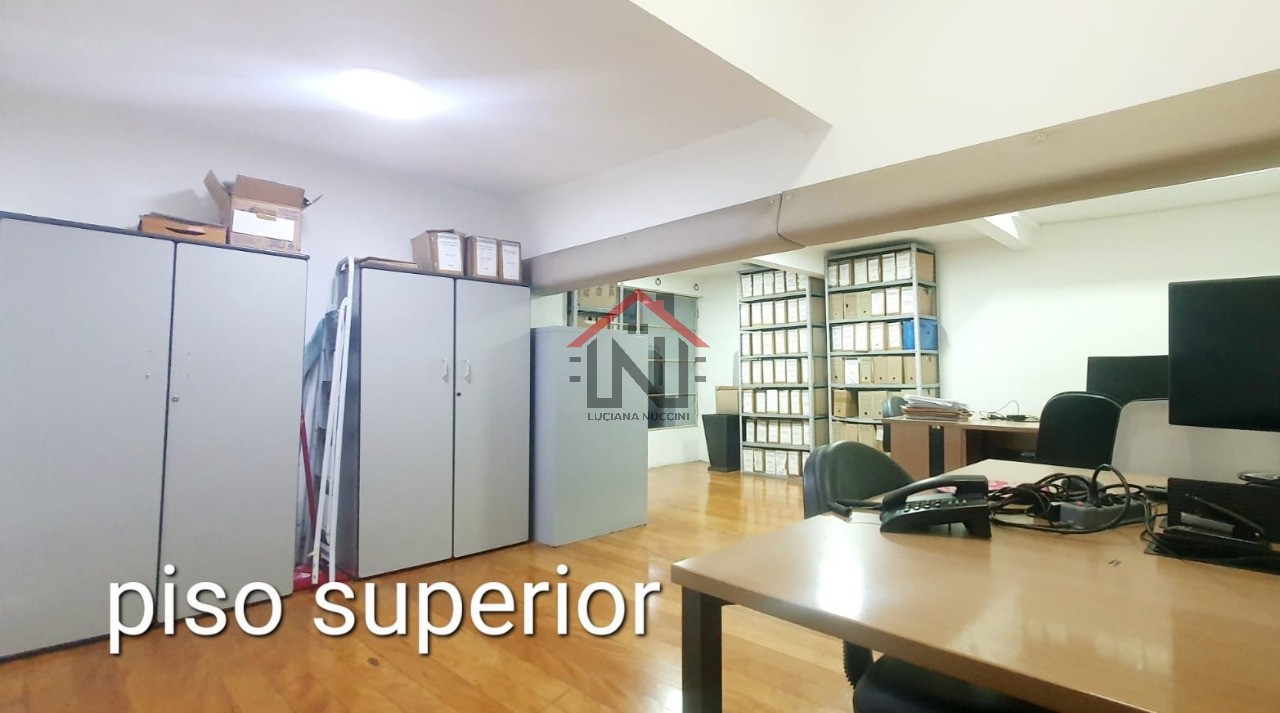 Conjunto Comercial à Venda na Vila Nova Conceição - São Paulo-SP: 2 Salas, 2 Banheiros, 92 m² de Área