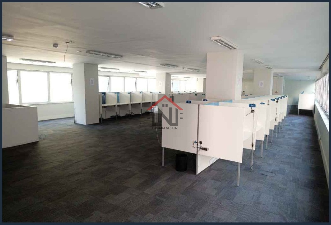 Conjunto Comercial de Alto Padrão para Locação no Centro de São Paulo - 4 salas, 6 banheiros, 1 vaga de garagem, 380m²