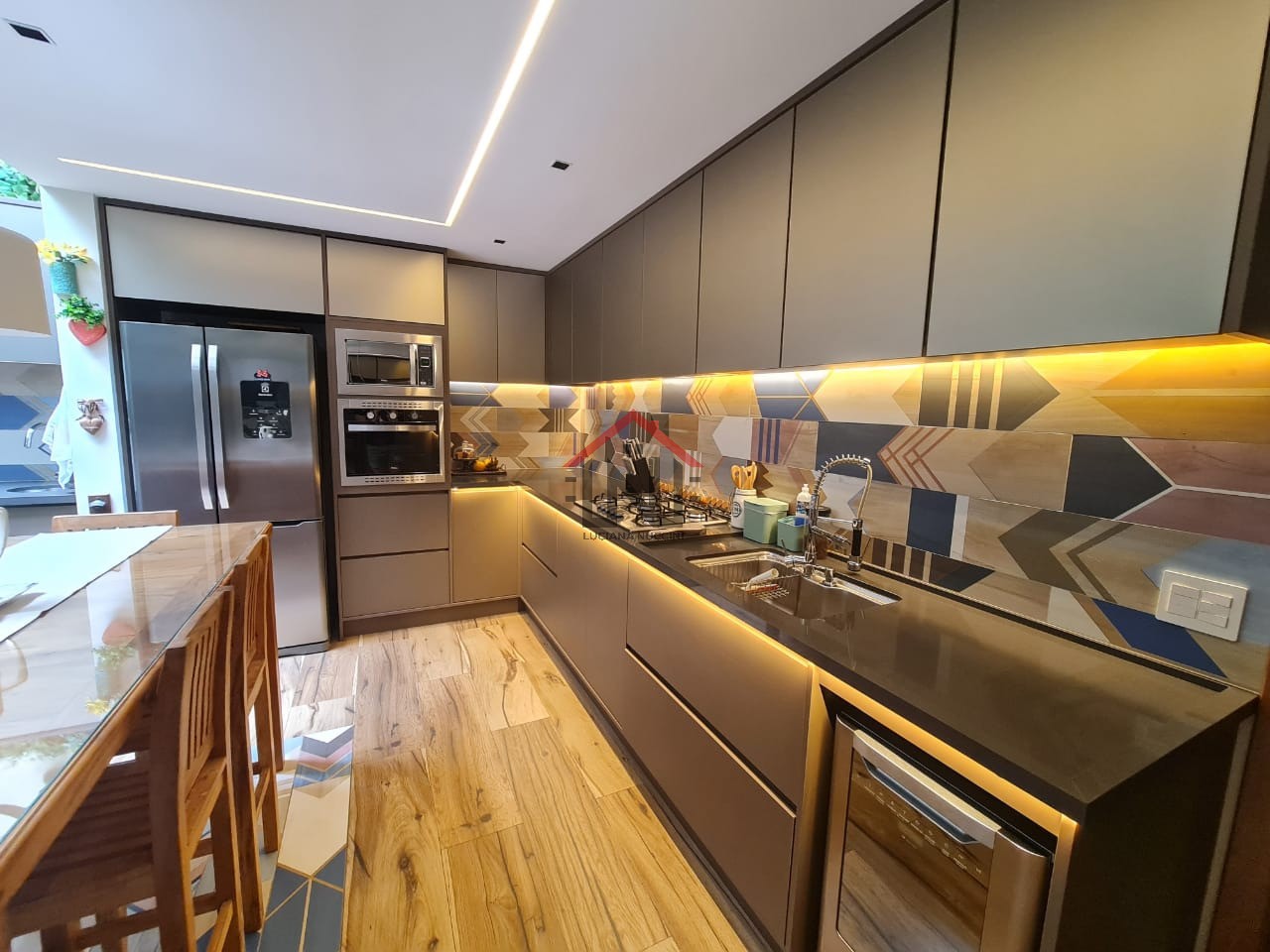 Casa de luxo na saúde, são paulo-sp: 3 quartos, 3 suítes, 1 