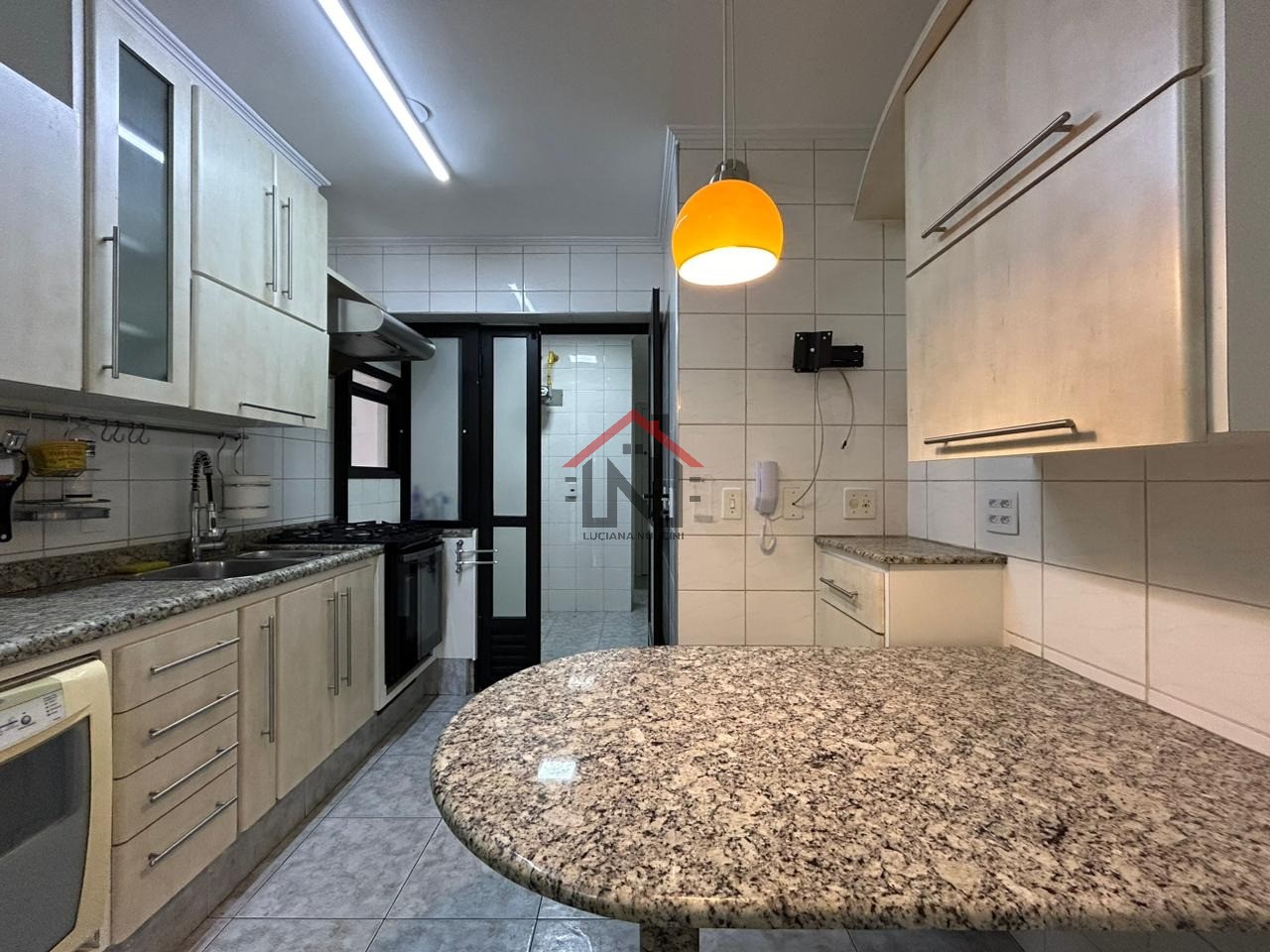 Apartamento para locação na Vila Cordeiro, São Paulo-SP: 3 quartos, 1 suíte, 2 vagas, 102m² de área.