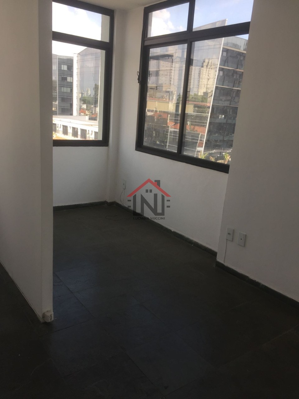 Sala Comercial de 50m² para Locação na Vila Mariana, São Paulo-SP - Imperdível!