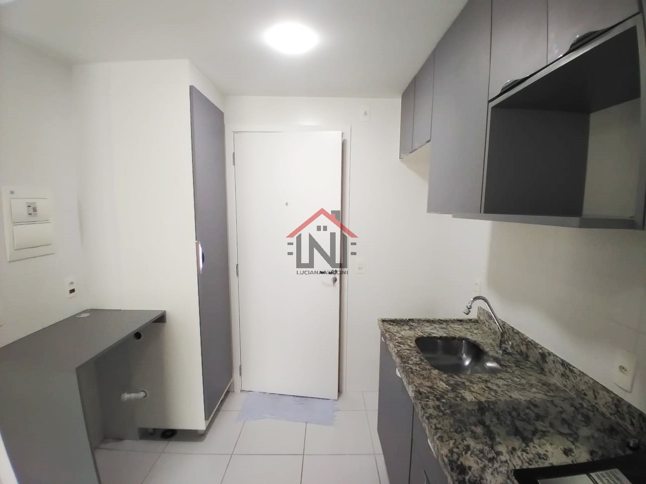 Alugue agora! Apartamento de 1 quarto no Centro de SP, com 1 banheiro e 45m² de área.