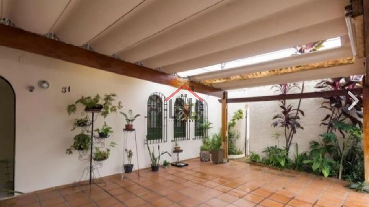 Imperdível: Casa à venda em São Paulo-SP, bairro Jabaquara - 2 quartos, 1 suíte, 1 sala, 4 banheiros, 3 vagas, 115m²