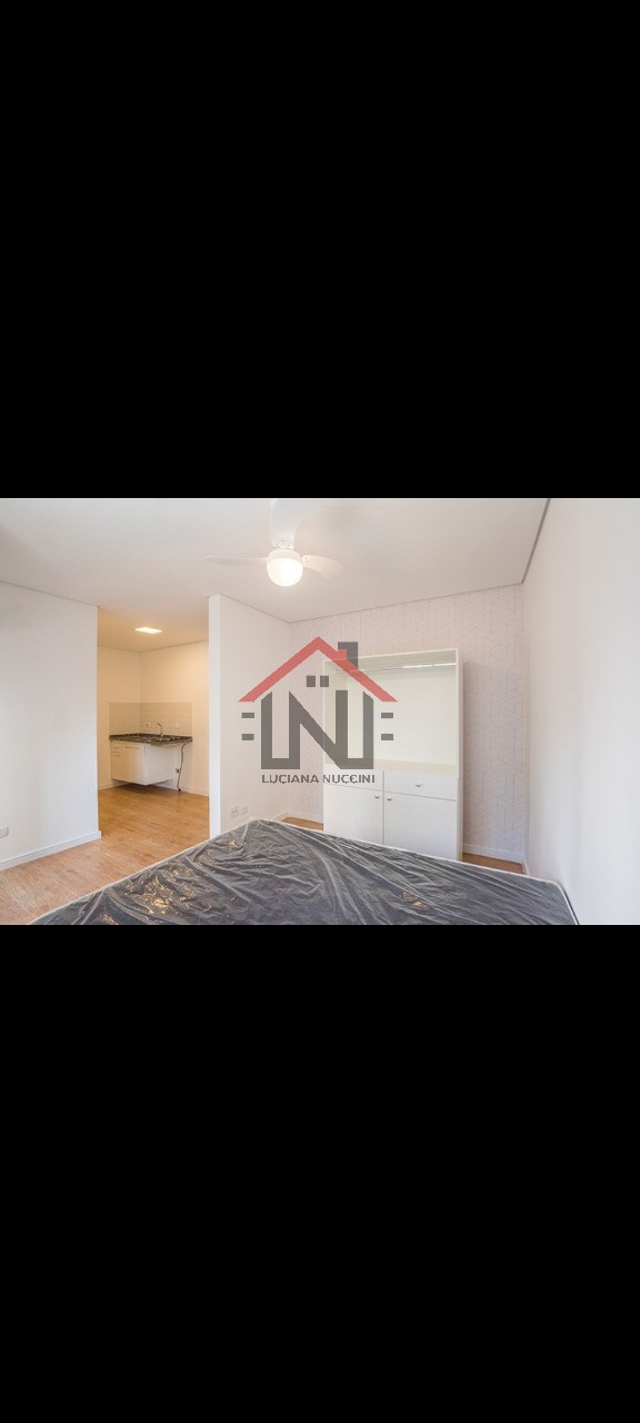Studio para Locação na Aclimação, São Paulo-SP: 1 Quarto, 1 Sala, 1 Banheiro, 22m² de Área