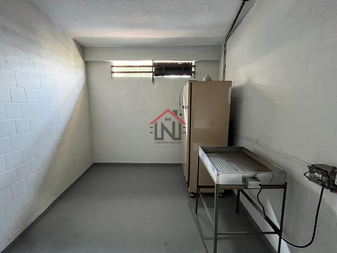 Galpão Comercial de Alto Padrão para Locação na Vila Prudente, São Paulo-SP: 4 Salas, 4 Banheiros, 689,00 m² de Área.
