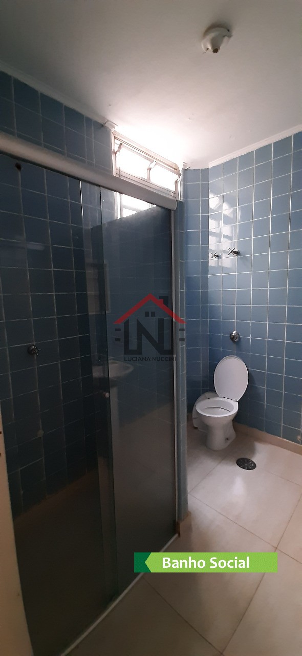 Confira esta incrível casa à venda na Vila Monumento, São Paulo-SP: 2 quartos, sala, 2 banheiros, 2 vagas de garagem, 200m².