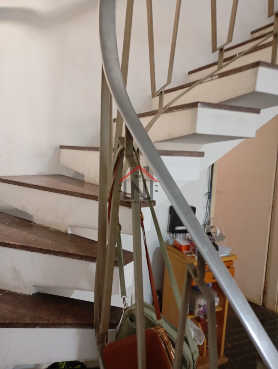 Imperdível Casa à Venda em São Paulo-SP, Bairro Ipiranga: 5 Quartos, 1 Sala, 3 Banheiros, 2 Vagas de Garagem!