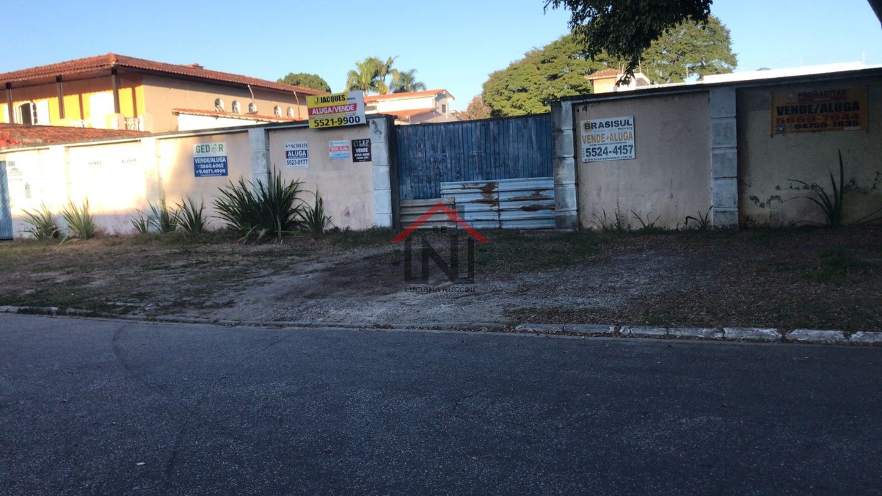Galpão industrial com 1 sala, 2 banheiros e 1.320,00 m² de á