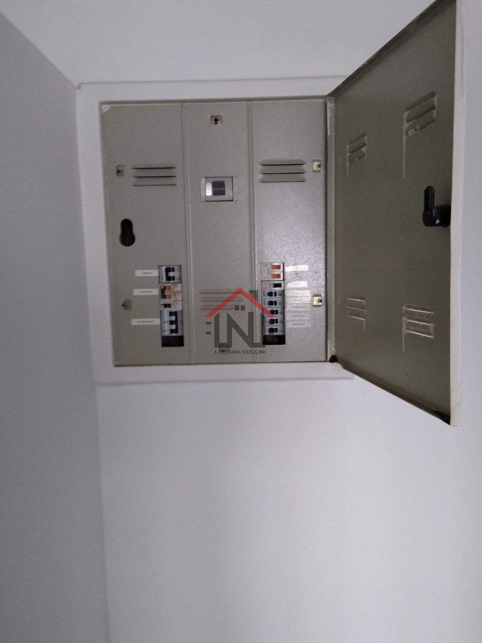 Conjunto Comercial de Alto Padrão Para Locação no Jardim Paulista, São Paulo-SP: 1 Sala, 3 Banheiros, 2 Vagas, 80,21 m².