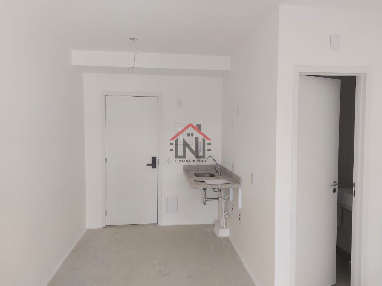 Studio à venda em Pinheiros, São Paulo-SP: 1 sala, 1 banheiro, 24,86 m² de área. Garanta já o seu!
