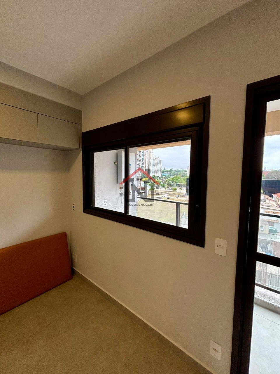 Studio para locação no Jardim das Acácias, São Paulo-SP: 1 quarto, 1 banheiro, 28m² de área. Encontre seu espaço perfeito!