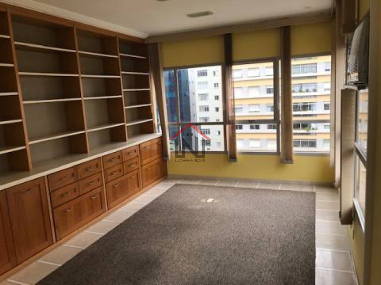Conjunto Comercial de Luxo na Melhor Localização de São Paulo: 1 Sala, 2 Banheiros, 2 Vagas, 91m² no Paraíso!