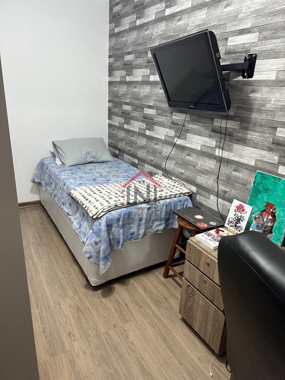 Imperdível! Casa à venda em São Paulo - Vila Moinho Velho com 3 quartos, 1 sala, 3 banheiros e garagem. Venha conhecer!