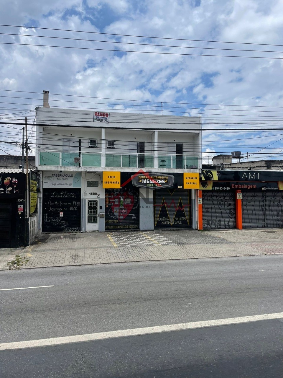 Salão Comercial de Alto Padrão para Locação em São Paulo - Bairro Socorro 160m², 1 Sala, 2 Banheiros, 4 Vagas de Garagem