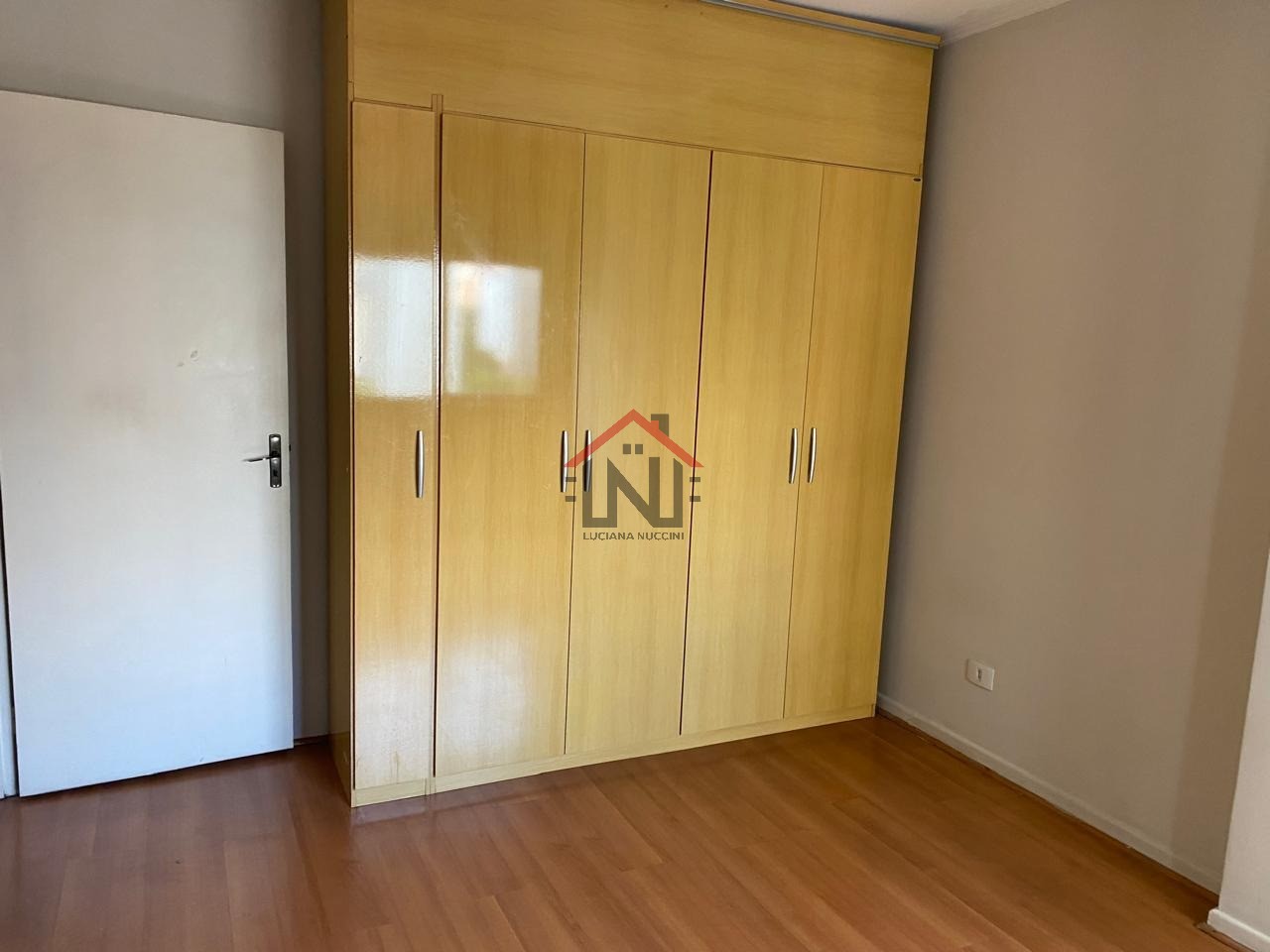 Apartamento no Jardim Paulista, São Paulo-SP: 2 quartos, sala, banheiro e vaga de garagem!