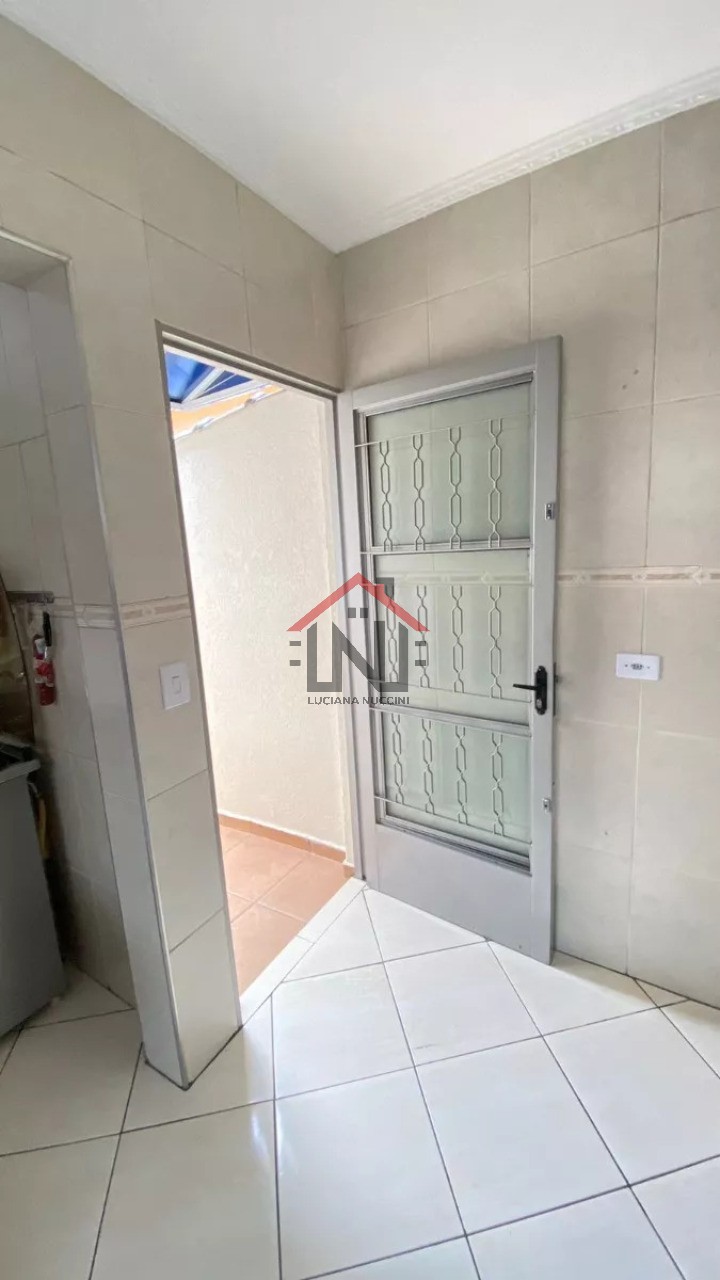 Casa à venda em São Paulo-SP, Jardim Patente: 3 quartos, sala, 2 banheiros, 2 vagas de garagem, 130,00 m² de área.