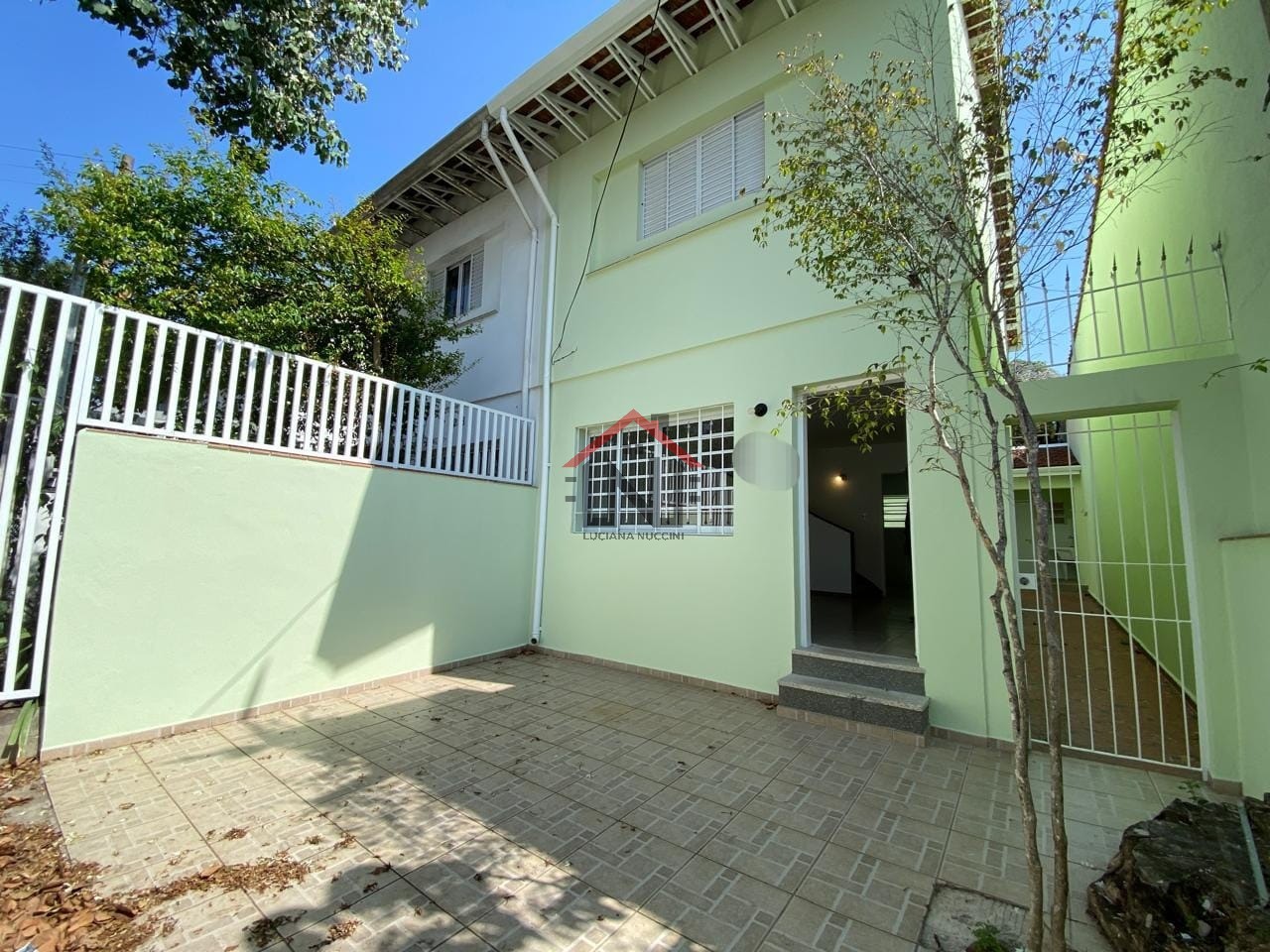 Casa para locação no Planalto Paulista, São Paulo-SP: 2 quartos, 1 sala, 2 banheiros, 1 vaga de garagem.