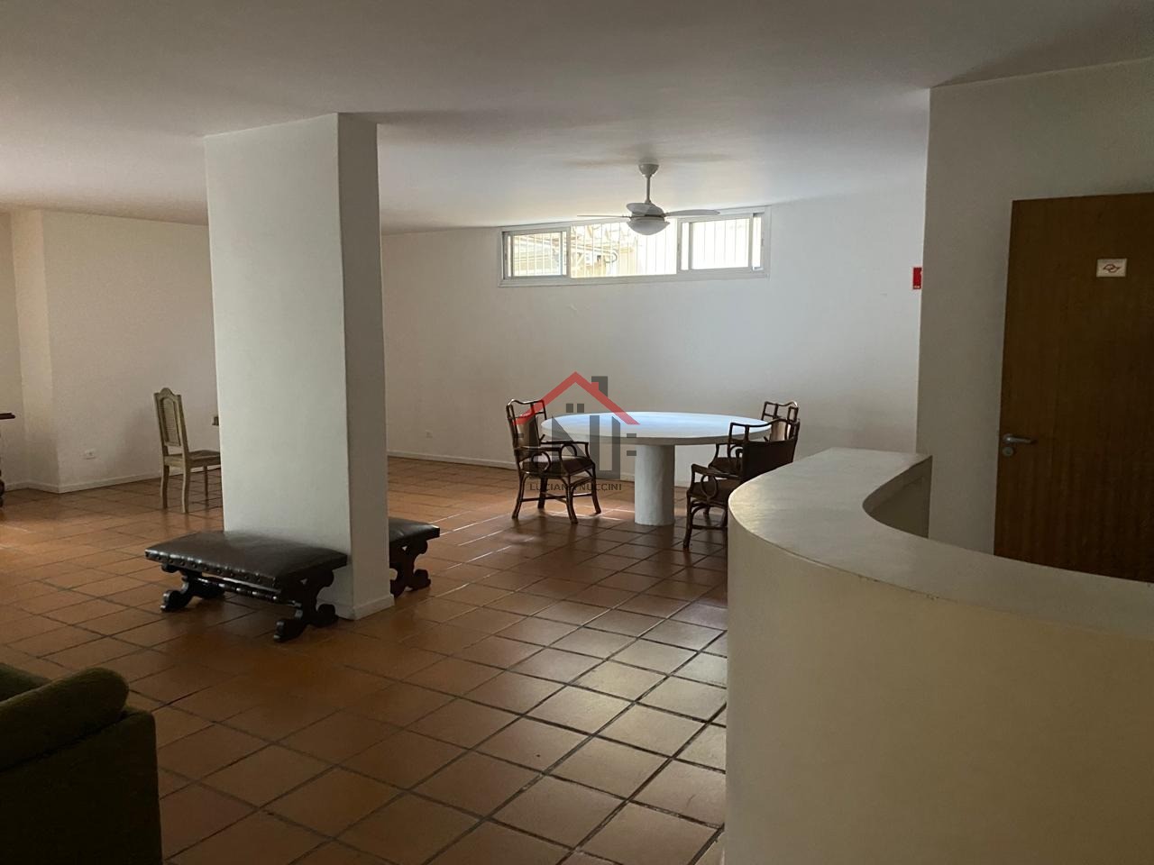 Apartamento no Jardim Paulista, São Paulo-SP: 2 quartos, sala, banheiro e vaga de garagem!