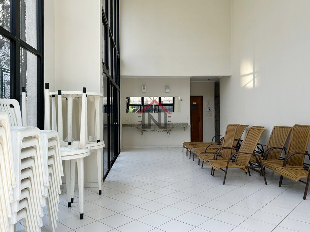 Apartamento para locação na Vila Mariana, São Paulo-SP: 1 quarto, 1 banheiro, 1 vaga, 45m² de área. Venha conferir!