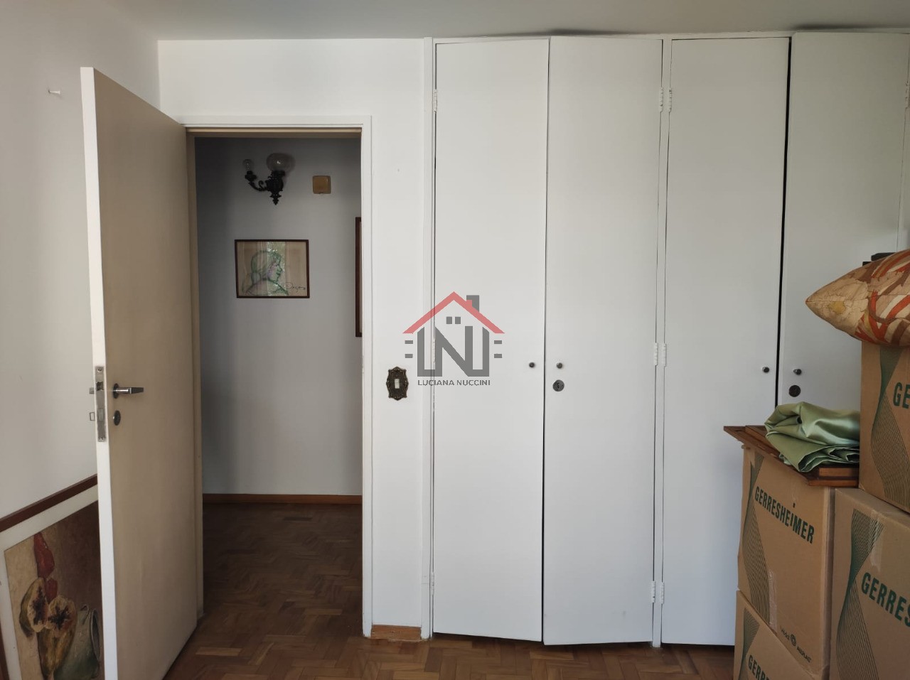 Apartamento à venda na Vila Mariana, São Paulo-SP: 4 quartos, 1 suíte, 1 sala, 4 banheiros, 1 vaga de garagem, 120m² de área. Confira!