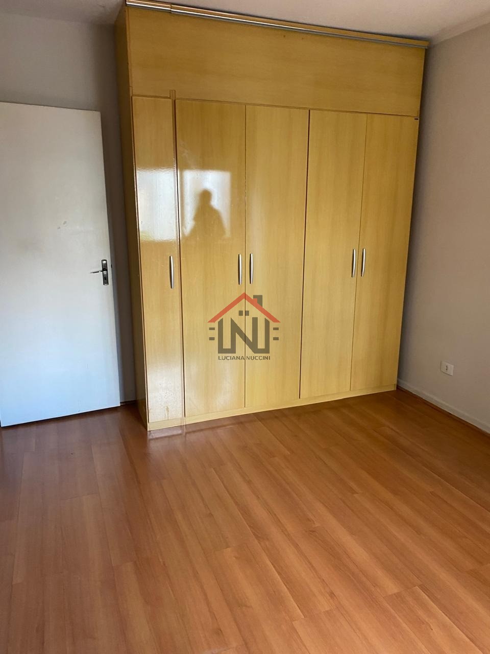 Apartamento no Jardim Paulista, São Paulo-SP: 2 quartos, sala, banheiro e vaga de garagem!