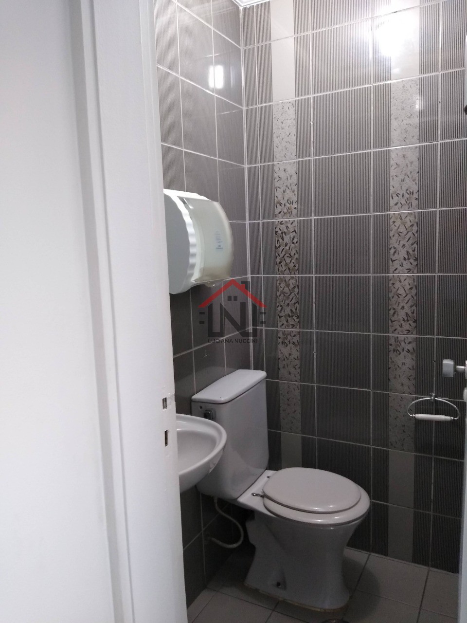Conjunto Comercial de Alto Padrão na Vila Olímpia, São Paulo - 110,89m², 1 sala, 2 banheiros, 3 vagas de garagem!