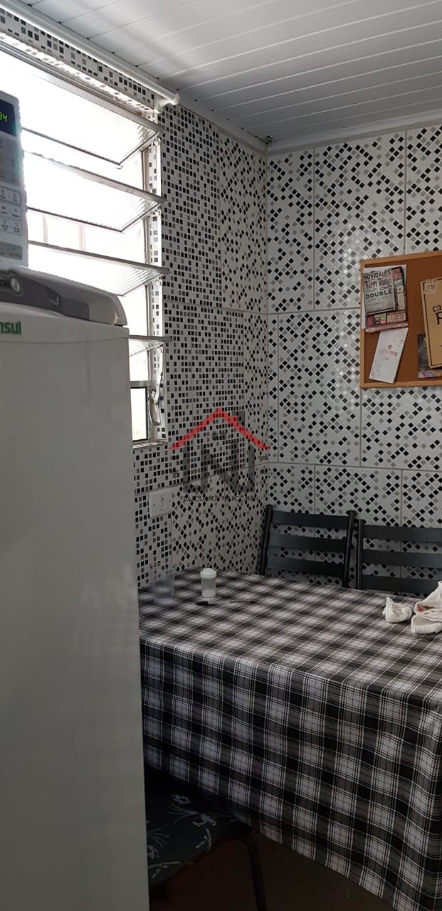 Casa Comercial para Locação em Pinheiros, São Paulo-SP: 2 Salas, 2 Banheiros, 100m² de Área