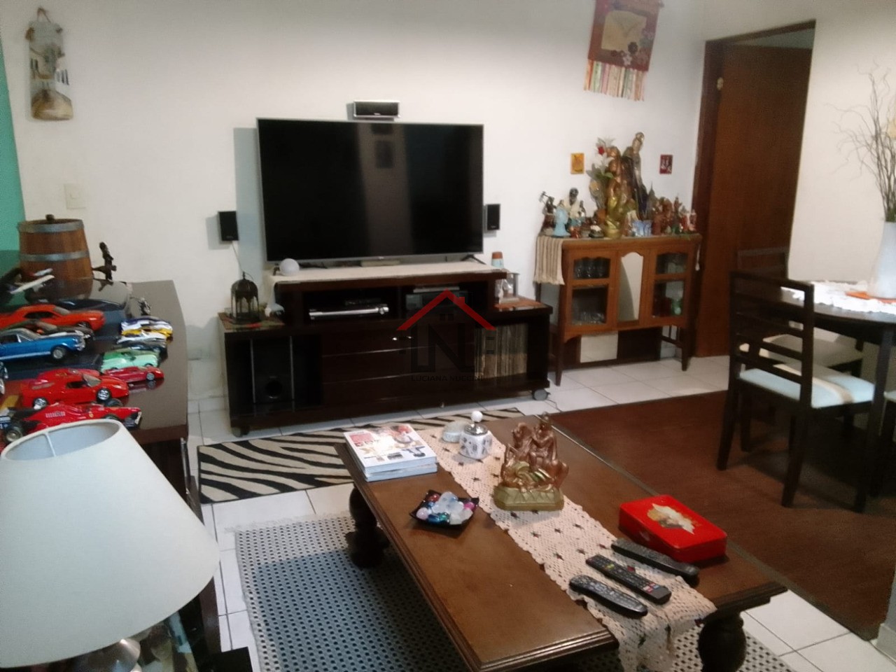 Imperdível Casa à Venda em São Paulo-SP, Bairro Ipiranga: 5 Quartos, 1 Sala, 3 Banheiros, 2 Vagas de Garagem!