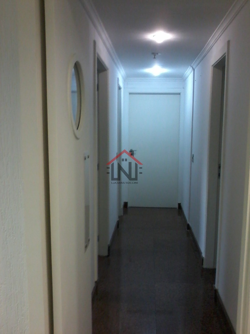 Conjunto Comercial de Alto Padrão com 206m² e 5 Vagas de Garagem na Cidade Monções, São Paulo-SP