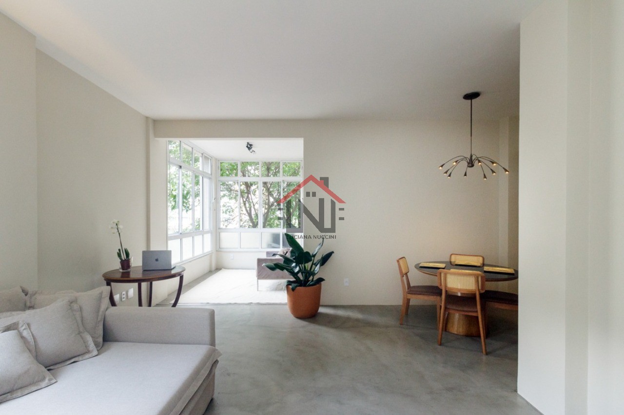 Imóvel de Alto Padrão em Higienópolis: Apartamento com 2 Quartos, 1 Suíte e 120m² - Venda ou Locação em São Paulo-SP