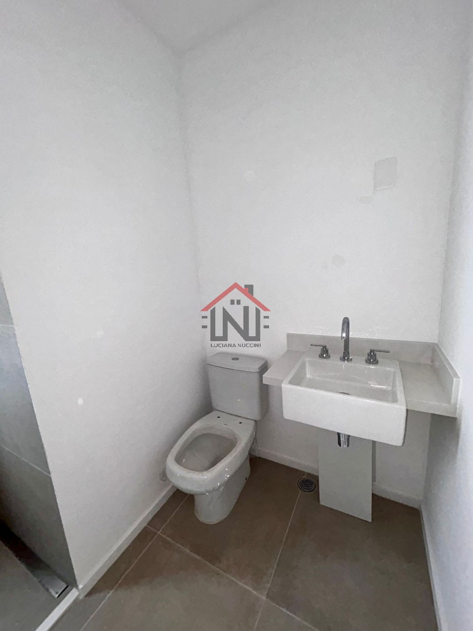 Apartamento à venda em São Paulo-SP, Jardim das Acácias: 3 quartos, 1 suíte, 2 banheiros, 105m², 2 vagas de garagem.