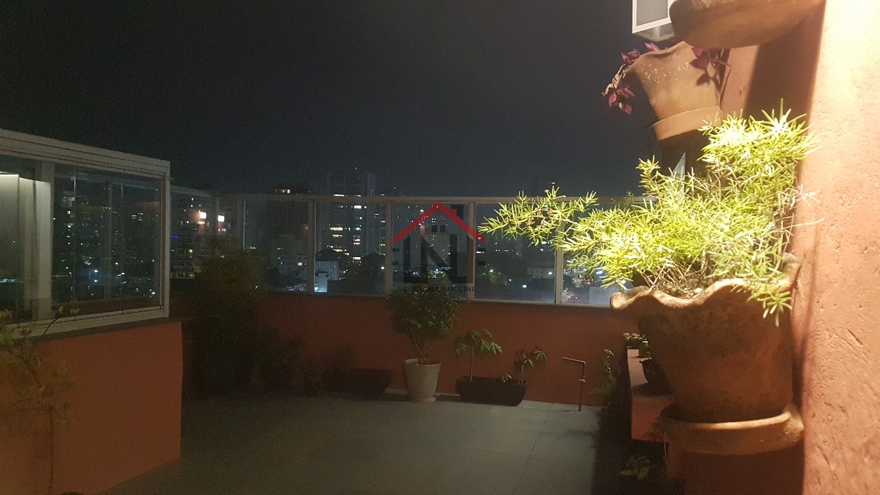 Apartamento à venda em SP: 3 quartos, 1 suíte, 3 banheiros, 3 vagas. Venha conhecer na Vila Dom Pedro I!