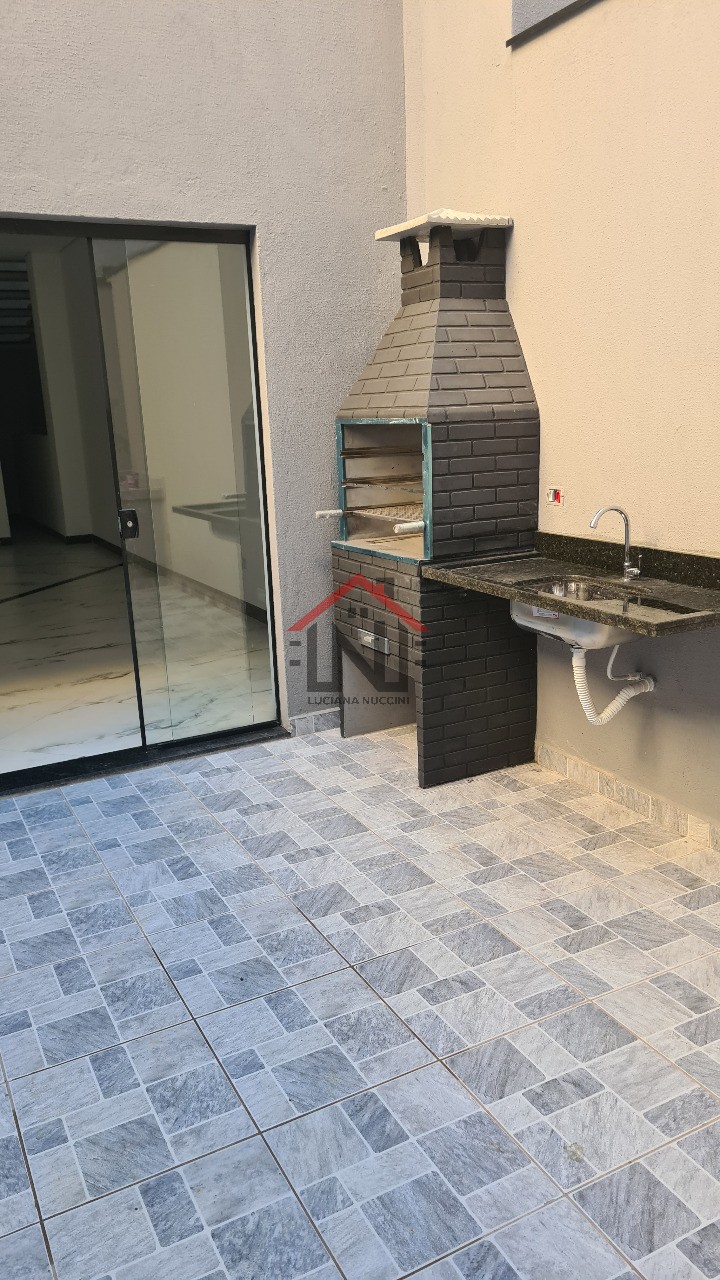 Imperdível! Casa à venda em São Paulo - Chácara Inglesa, 3 quartos, 3 suítes, 2 salas, 4 banheiros, 2 vagas, 165m².