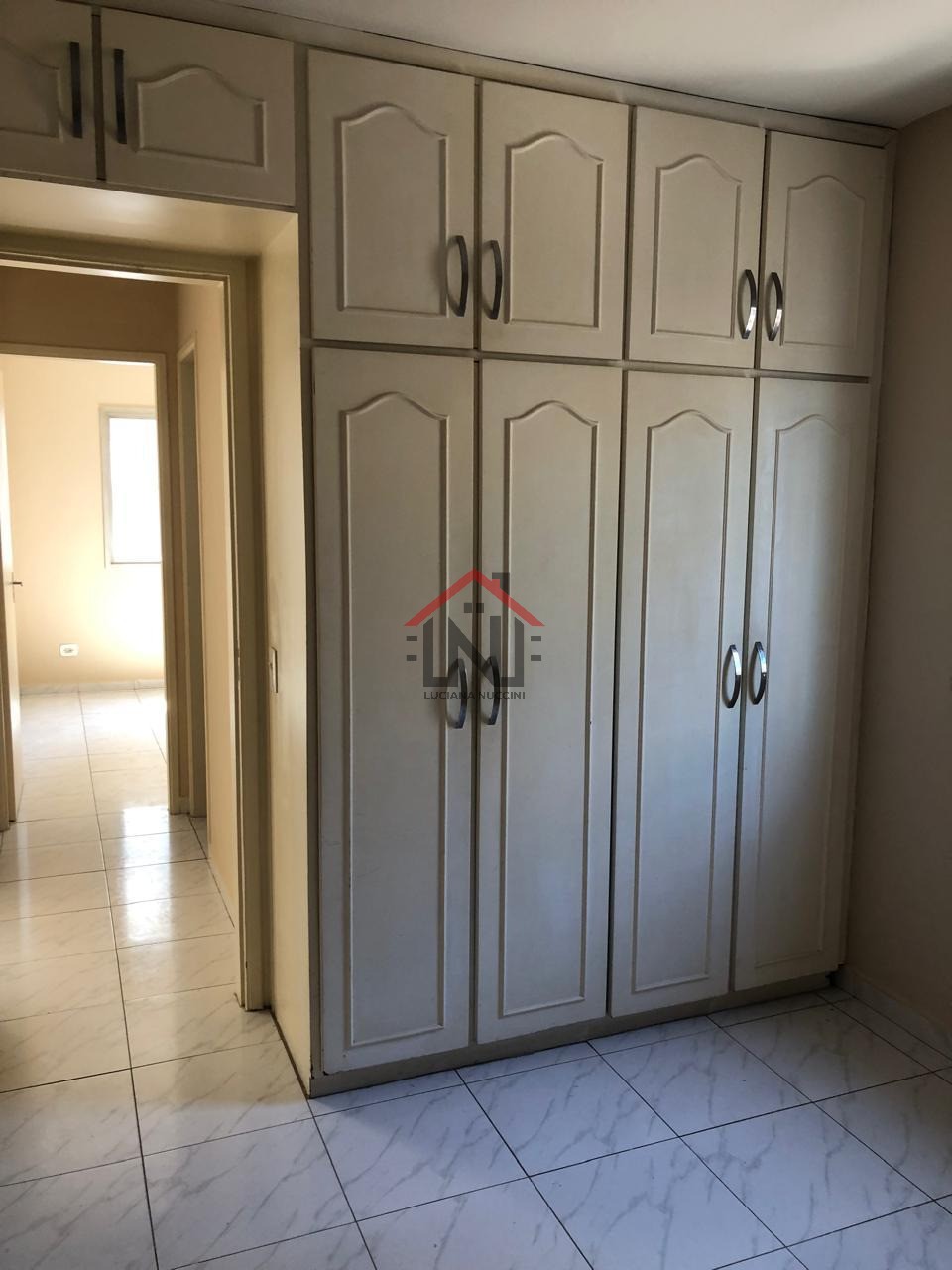 Imperdível apartamento à venda em São Paulo-SP, Vila Guarani (z Sul) - 2 quartos, 2 salas, 1 banheiro, 1 vaga, 54m².