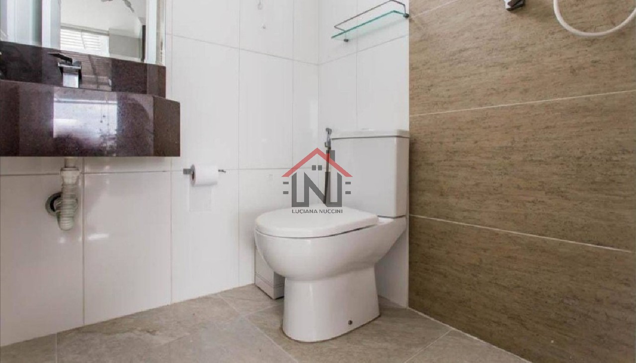 Sobrado Residencial à Venda no Ipiranga, São Paulo: 2 Suítes, 3 Salas, 2 Vagas - Imperdível Oportunidade!