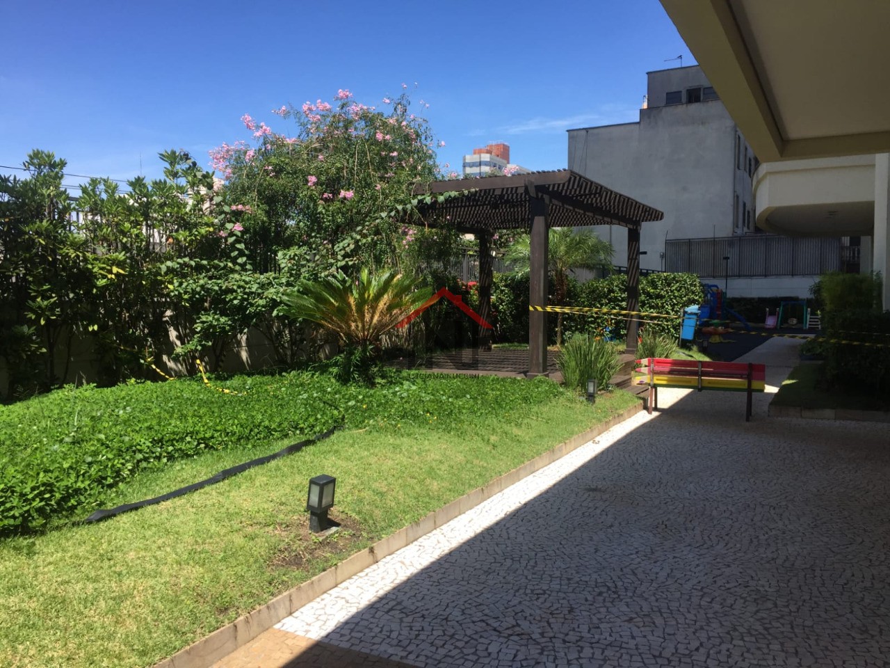 Imperdível! Apartamento à venda no Ipiranga, São Paulo-SP, com 3 quartos, 1 suíte, 1 sala, 3 banheiros, 2 vagas e 108m²