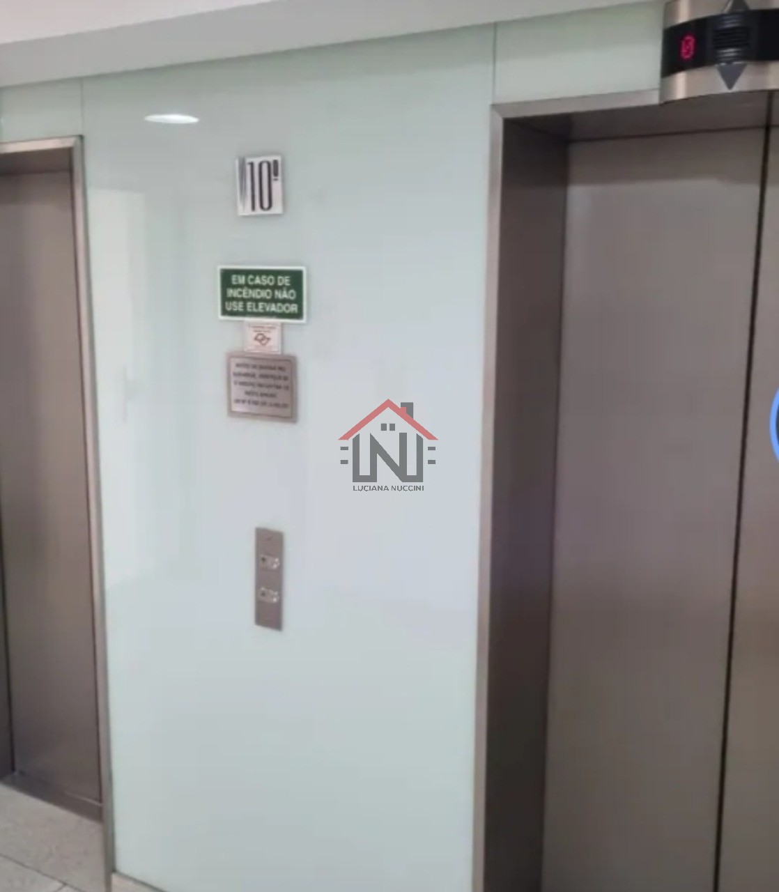 Excelente Conjunto Comercial para Locação na Bela Vista, São Paulo - 110m², 1 Sala, 3 Banheiros e 2 Vagas de Garagem!