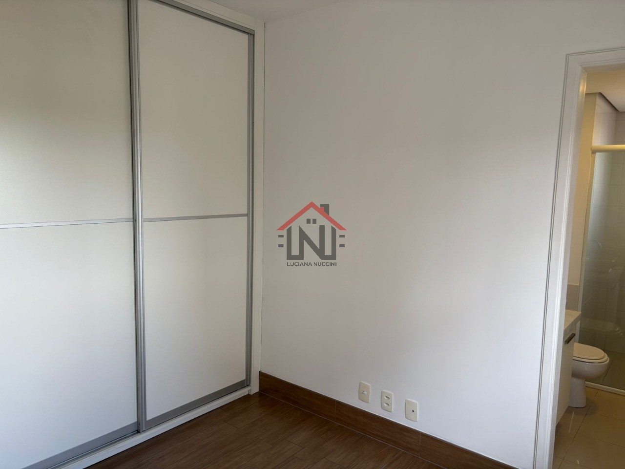 Apartamento Industrial de Luxo no Campo Belo - 4 Quartos, 4 Suítes, 6 Banheiros, 4 Vagas, 223m² - Venda ou Locação em SP