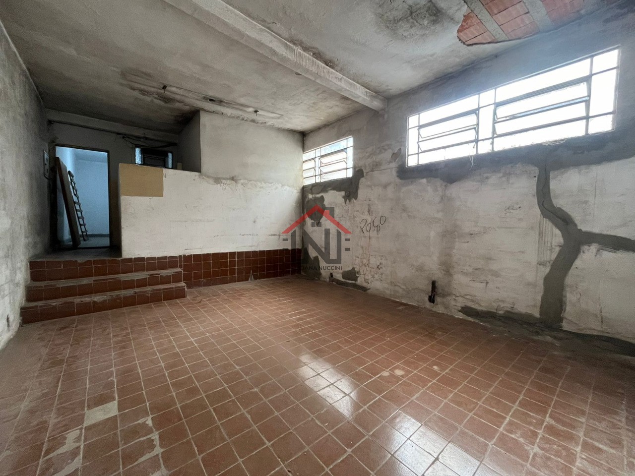 Galpão Industrial de Alto Padrão para Locação em Pinheiros, São Paulo-SP: 3 Banheiros, 370m² - Imperdível!