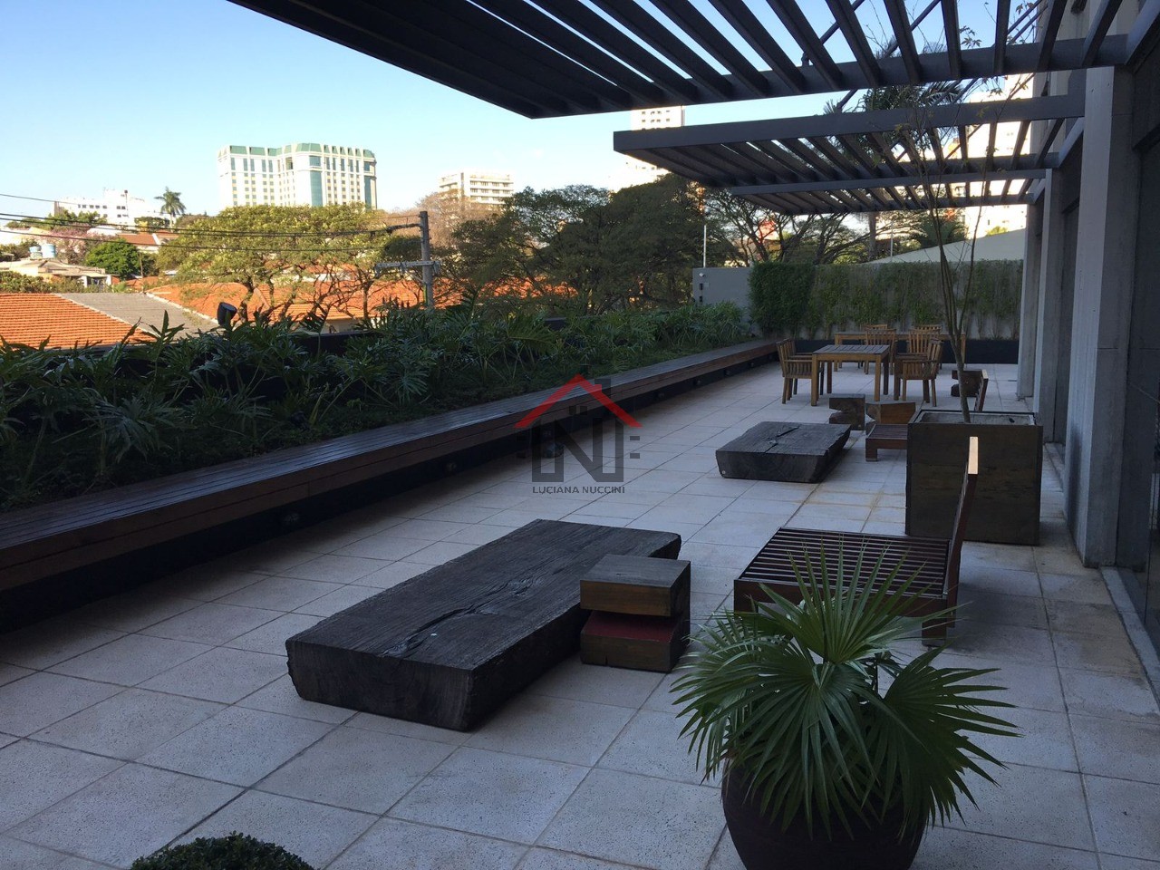 Aluguel de Apartamento no Campo Belo, São Paulo - 1 quarto, 1 sala, 1 banheiro, 1 vaga - 75m². Venha conferir!