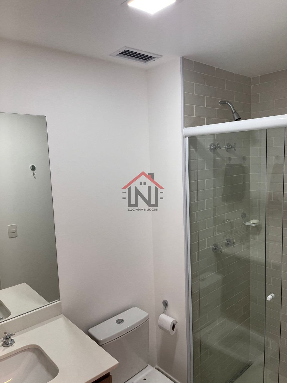 Studio para locação em Pinheiros, São Paulo-SP: 1 quarto, 1 banheiro, 25,00 m² de área. Venha conferir!