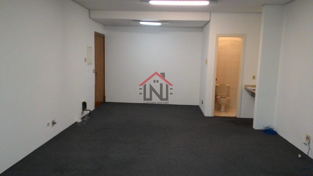 Conjunto Comercial para Locação na Cidade Monções - São Paulo-SP: 1 Sala, 1 Banheiro, 1 Vaga de Garagem!