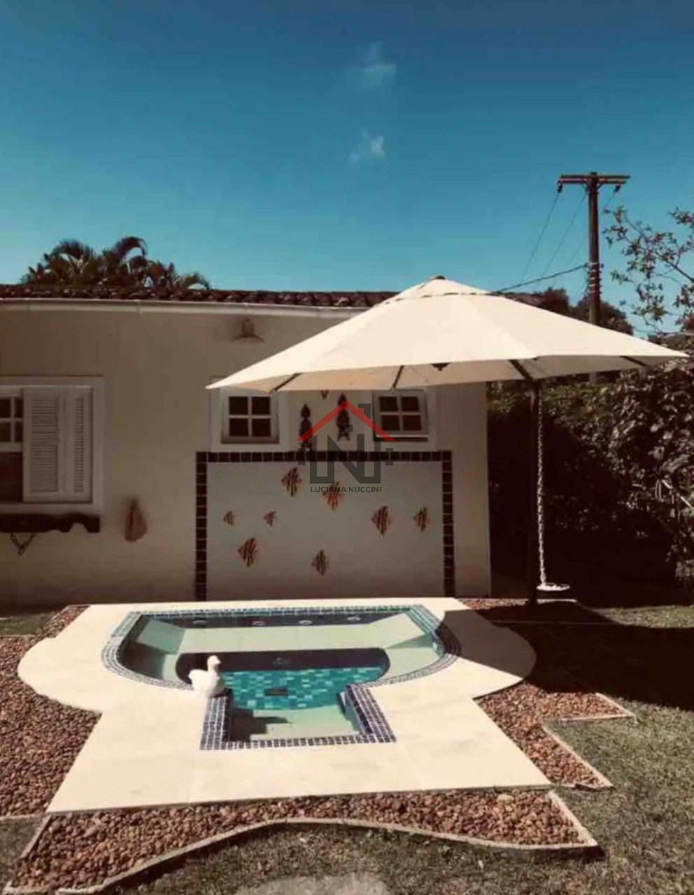 Casa à venda em São Sebastião-SP, bairro Paúba: 3 quartos, 1 sala, 2 banheiros, 240,00 m² de área.