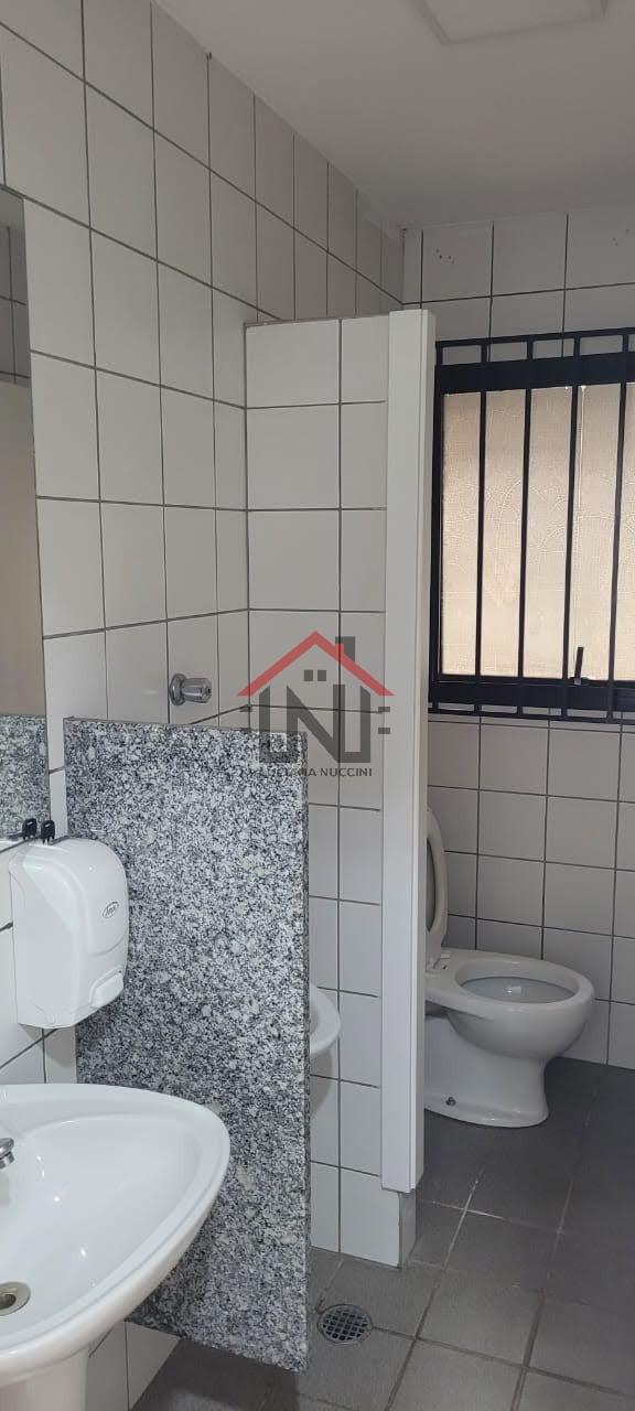 Conjunto Comercial de Alto Padrão no Jardim Paulista, São Paulo-SP: 1 Sala, 3 Banheiros, 2 Vagas, 137m². Venha Conferir!