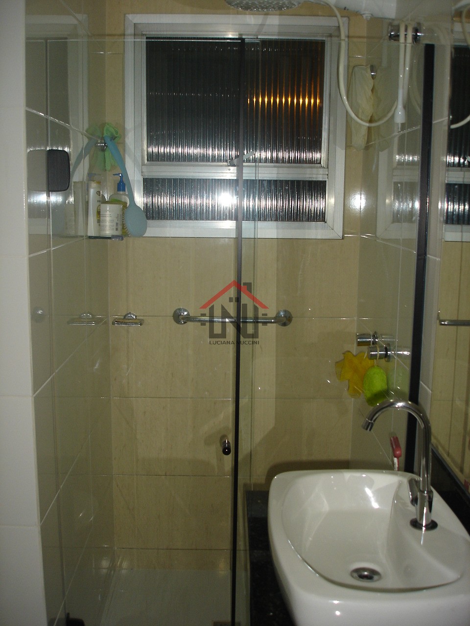 Imperdível: Casa com 4 quartos e 2 suítes na Vila Vera, São Paulo-SP - Confira já!