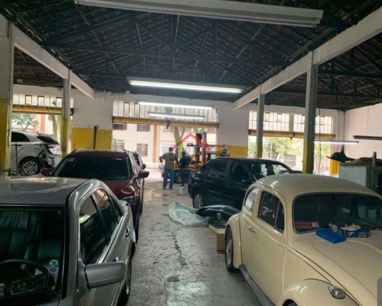 Galpão Comercial de Alto Padrão para Locação na Vila Mariana, São Paulo-SP: 600m², 1 Sala, 1 Banheiro e 7 Vagas de Garagem