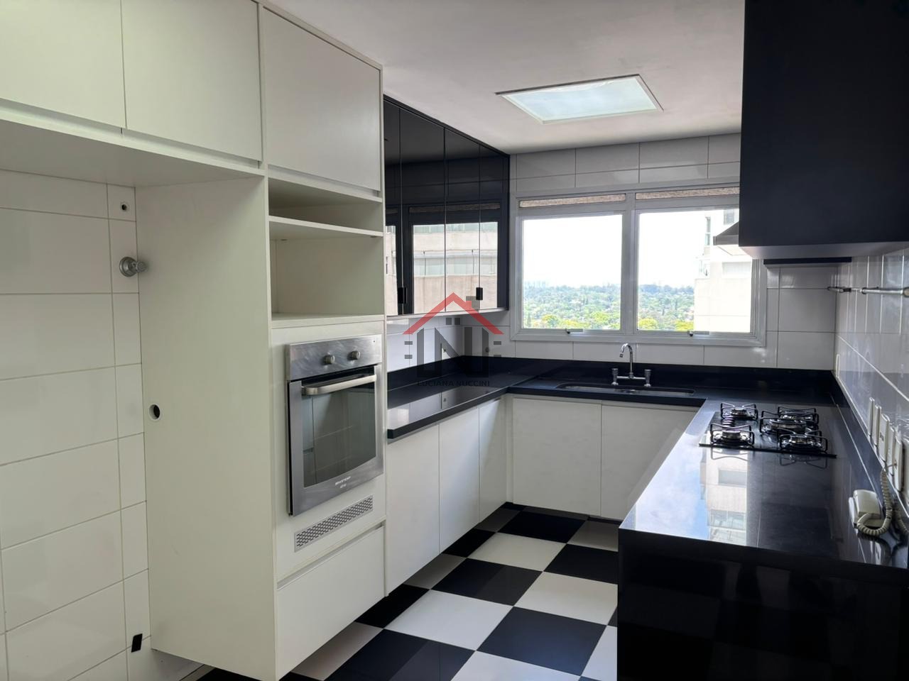 Apartamento Industrial de Luxo no Campo Belo - 4 Quartos, 4 Suítes, 6 Banheiros, 4 Vagas, 223m² - Venda ou Locação em SP