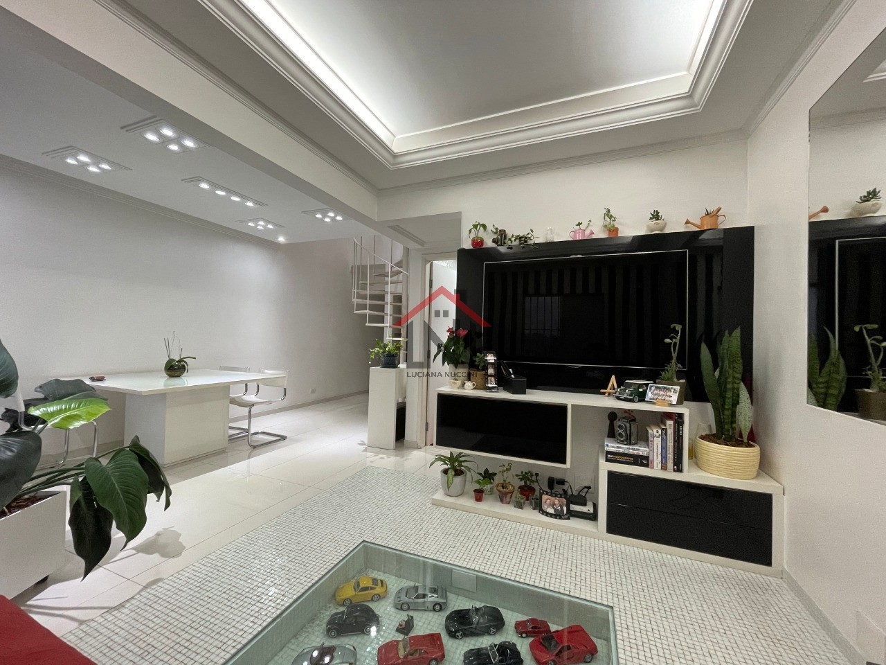 Apartamento de 2 quartos na Vila da Saúde, São Paulo-SP: 120m², 1 suíte, 1 vaga, 2 banheiros. Venha conferir!