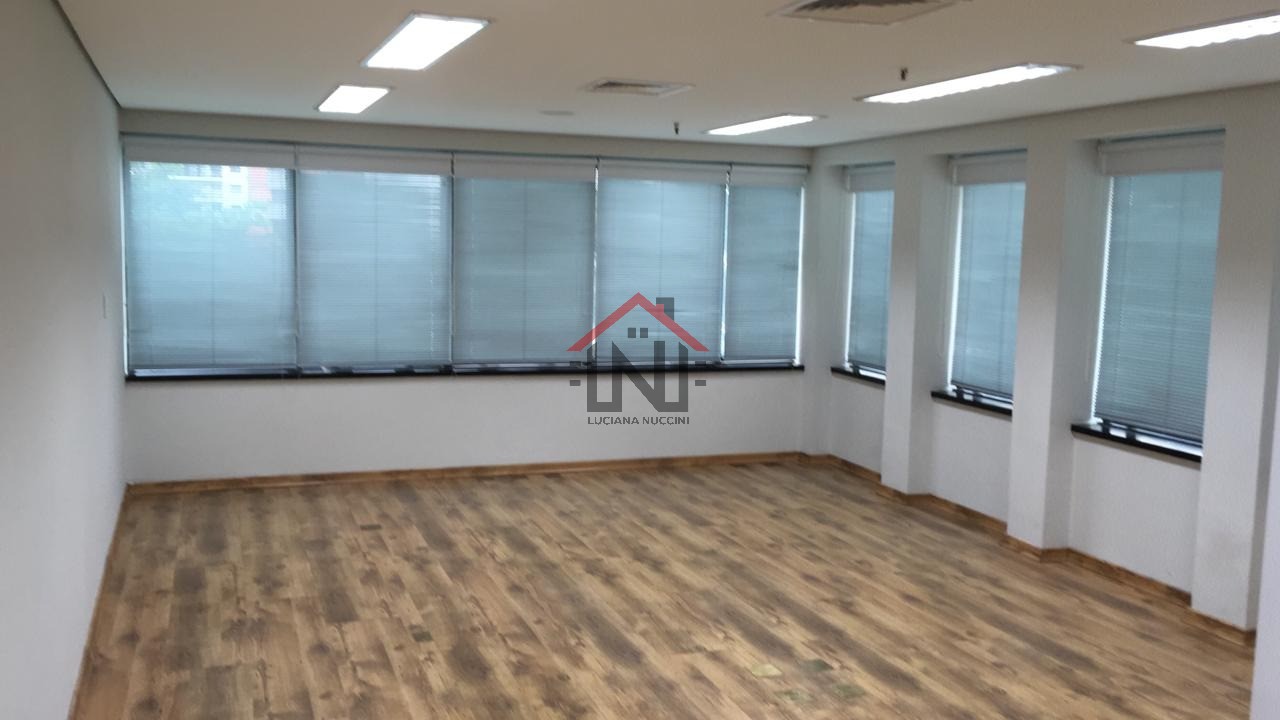 Excelente oportunidade de locação de conjunto comercial no Itaim Bibi, São Paulo-SP: 1 sala, 1 banheiro, 3 vagas de garagem, 1,00 m².